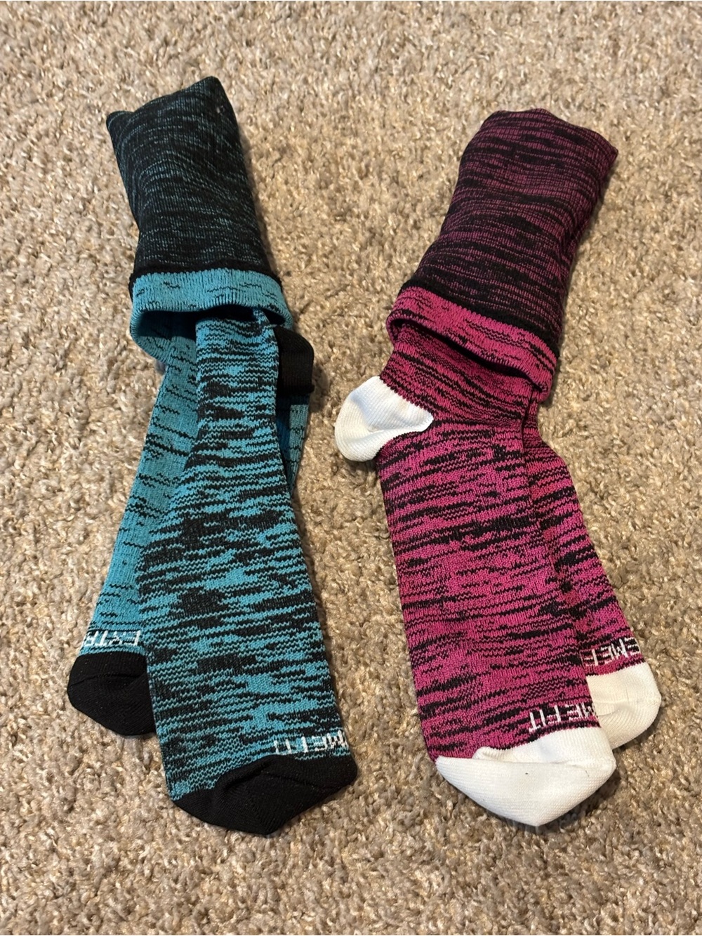 extreme fit compression socks - blue pair & Pink pair. Works well, like new!